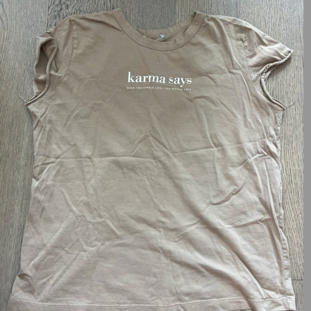 Zara Karma Says t-shirt